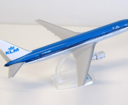 1:200 Boeing 767-306(ER), KLM Royal Dutch Airlines, 1990s Colors (Snap-Fit)