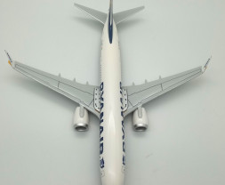 1:100 Boeing 737 MAX 8, Ryanair, 2010s Colors (Snap-Fit)