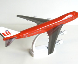 1:250 Boeing 747-127, Braniff International, Big Orange Colors (Snap-Fit)