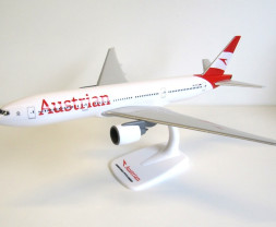 1:200 Boeing 777-2Z9ER, Austrian Airlines, 2004s Colors, Sound of Music (Snap-Fit)