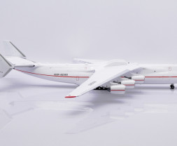 1:200 Antonov An-225 Mriya, Red Stripe