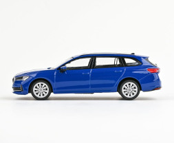 1:43 Škoda Superb IV Combi (2023) – Blue Energy