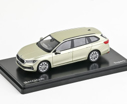 1:43 Škoda Superb IV Combi (2023) – Gelb Ice Tea metallic