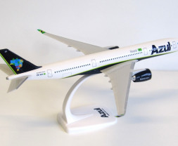 1:200 Airbus A350-941, Azul Linhas Aéreas Brasileiras (Snap-Fit)