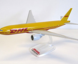 1:200 Boeing B777-F, DHL Aviation (Snap-Fit)