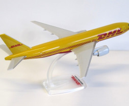 1:200 Boeing B777-F, DHL Aviation (Snap-Fit)