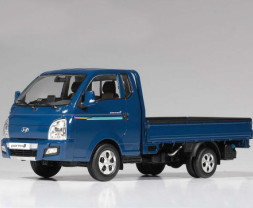 1:24 Hyundai Porter II Cargo Truck