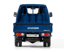 1:24 Hyundai Porter II Cargo Truck