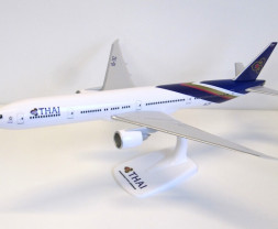 1:200 Boeing 777-3D7ER, Thai Airways International, 2010s Colors (Snap-Fit)