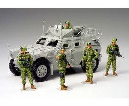 1:35 JGSDF Iraq Humanitarian Assistance Team